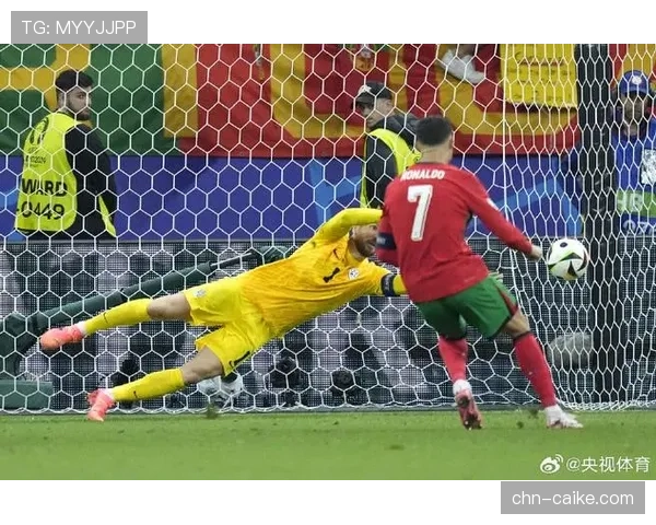 点球大战:葡萄牙体育门将扑出两粒点球,帮助球队晋级 点球大战:葡萄牙体育门将扑出两粒点球,帮助球队晋级