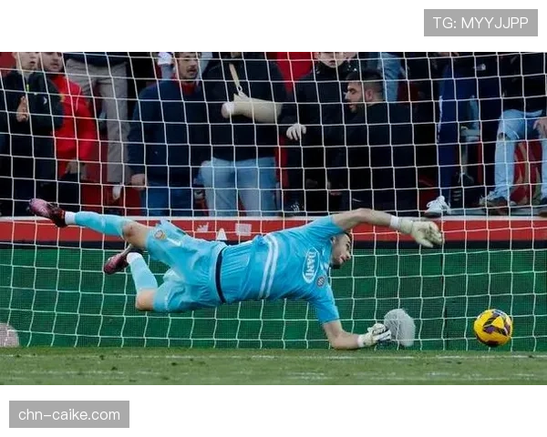 终场:里昂1-1战平梅斯,主队补时阶段点球被VAR取消 终场:里昂1-1战平梅斯,主队补时阶段点球被VAR取消